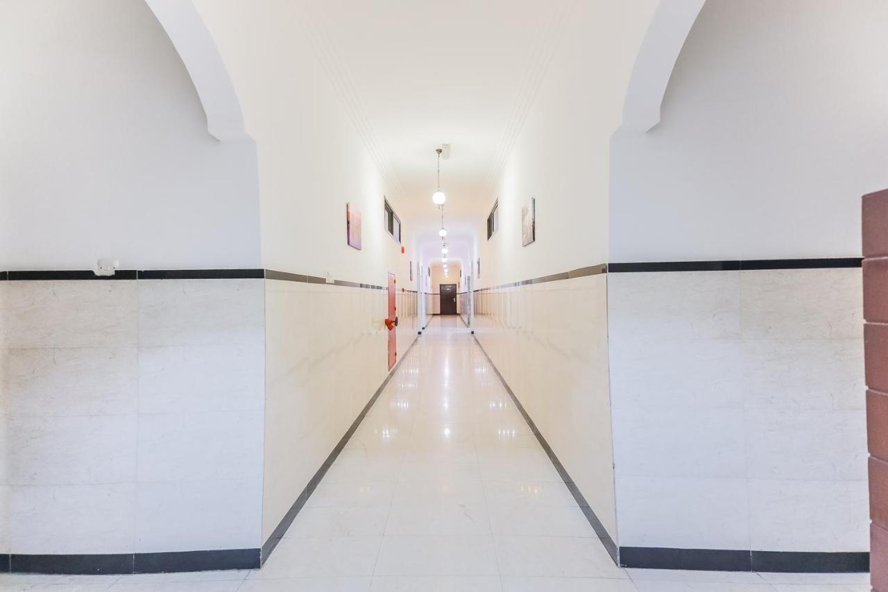 Aparthotel Star Emirates Furnished 3*